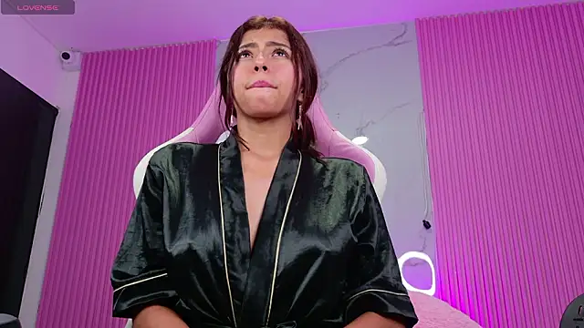 dafne17  online show from February 27, 2026, 8:36 am