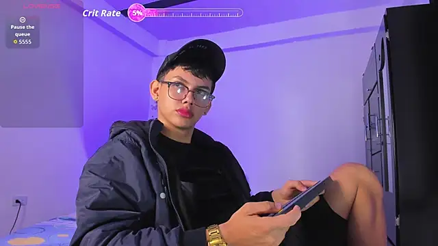 Axel Cody  online show from December 20, 2025, 11:39 am