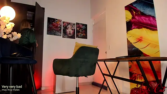 Snapshot of ana_cat chatting on September 15, 2025, 2:39 pm ana cat online show from September 15, 2025, 2:39 pm