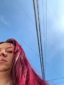 Zoe fire online show from October 23, 2025, 12:26 pm