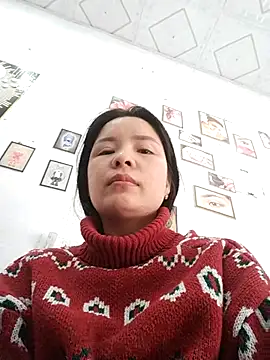 Snapshot of Listen-ly chatting on November 3, 2025, 5:31 am Listen-ly online show from November 3, 2025, 5:31 am