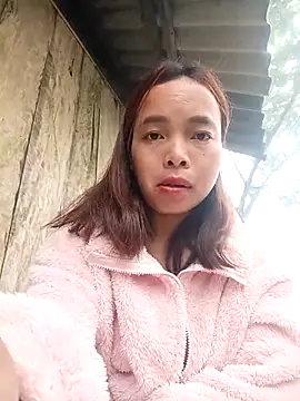 Nguyet2k4 online show from February 1, 2026, 1:37 am