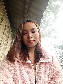 Nguyet2k4 online show from March 15, 2026, 5:13 am