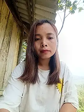 Nguyet2k4 online show from April 7, 2026, 4:35 am