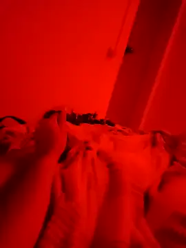 xred-hot online show from October 14, 2025, 7:42 am