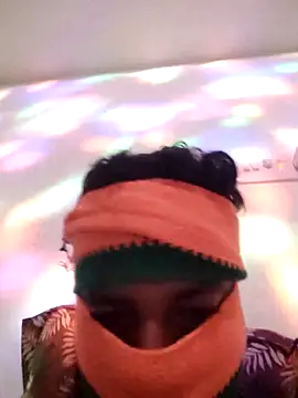 Snapshot of Vickyins480000 chatting on October 25, 2025, 5:19 pm Vickyins480000 online show from October 25, 2025, 5:19 pm