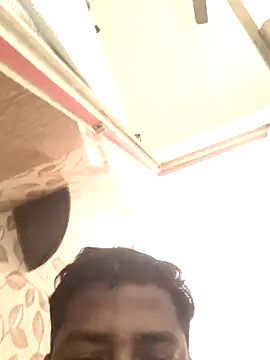 Snapshot of Vickyins480000 chatting on November 25, 2025, 2:11 am Vickyins480000 online show from November 25, 2025, 2:11 am