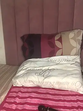 Bubbles156 online show from March 2, 2026, 5:08 am