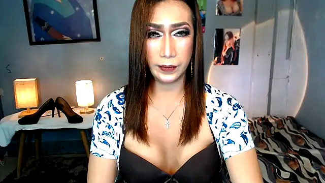 littleredbunny27 online show from March 24, 2026, 9:03 am