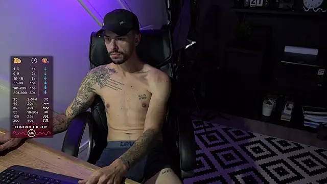 monsieurguitsxxx online show from July 9, 2026, 11:58 am