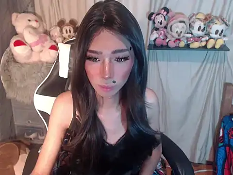 Yourasianbabyemma online show from October 25, 2025, 6:10 am