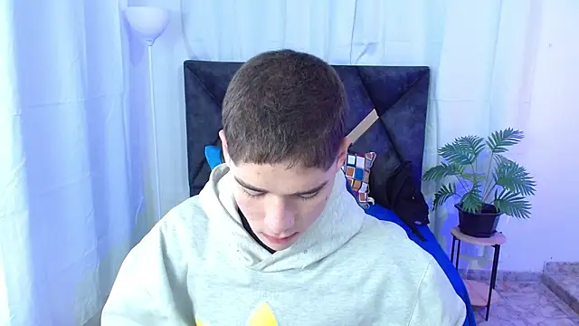 Mattass18 online show from October 17, 2025, 1:35 pm