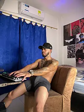 Kylian Alessandro online show from February 16, 2026, 12:12 pm