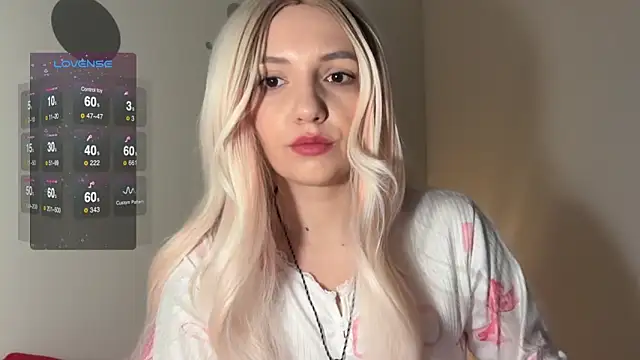 cute cake online show from January 7, 2026, 7:22 am