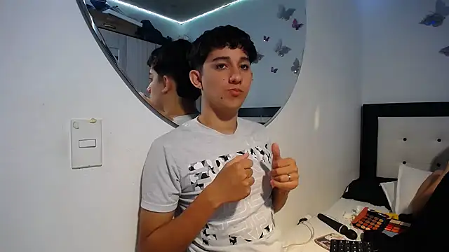 Dravith Valery online show from November 8, 2025, 9:42 am