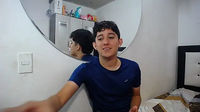 Snapshot of Dravith_Valery chatting on February 6, 2026, 7:23 am Dravith Valery online show from February 6, 2026, 7:23 am