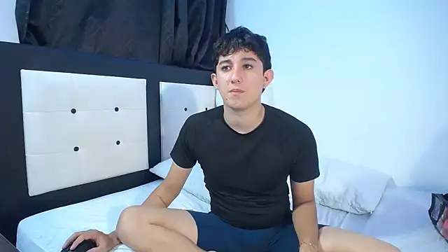 Snapshot of Dravith_Valery chatting on February 12, 2026, 3:23 am Dravith Valery online show from February 12, 2026, 3:23 am