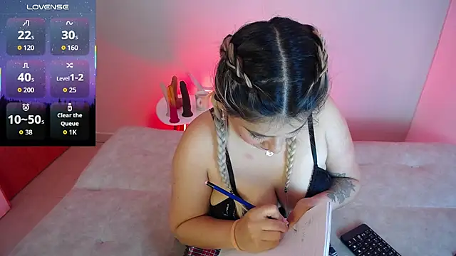 Sweet Bella Valery online show from December 21, 2025, 12:40 am