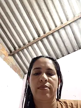 Selenahot23sexy online show from October 17, 2025, 9:50 pm