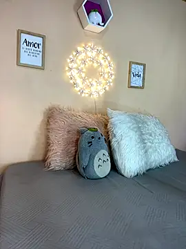 Meggie  online show from November 5, 2025, 11:16 pm