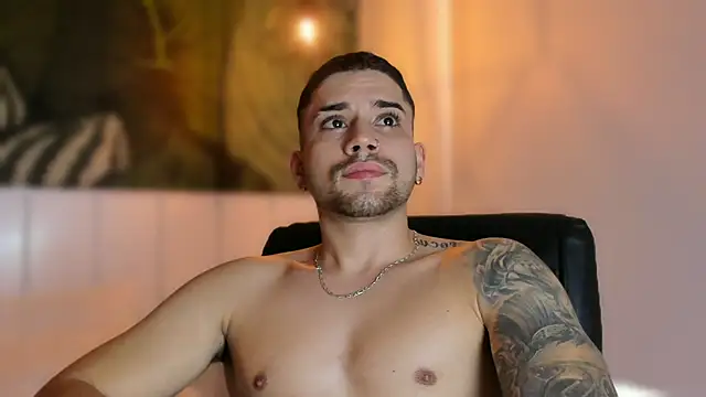 Snapshot of Mike_montoya01 chatting on November 20, 2025, 5:12 pm Mike montoya01 online show from November 20, 2025, 5:12 pm