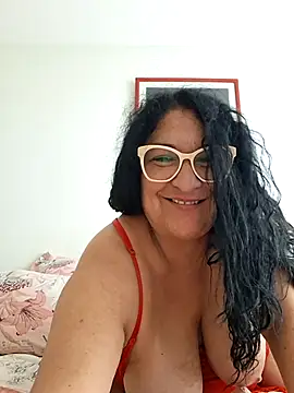 Snapshot of Caritovivi chatting on March 10, 2026, 6:35 pm Caritovivi online show from March 10, 2026, 6:35 pm