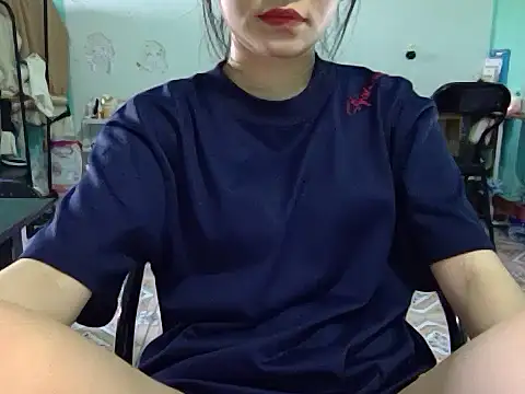 Snapshot of Baby_2k2 chatting on October 20, 2025, 12:55 am Baby 2k2 online show from October 20, 2025, 12:55 am