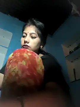 Snapshot of Ragni_bhargav chatting on October 25, 2025, 10:26 pm Ragni bhargav online show from October 25, 2025, 10:26 pm