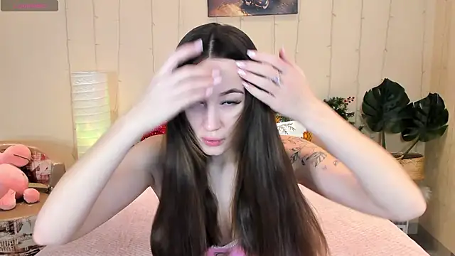 honeybuns lizzy online show from January 7, 2026, 12:24 am