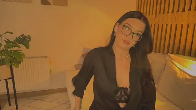 heymollyshy online show from October 16, 2025, 10:27 am