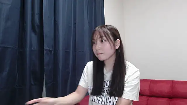 erika chikensuki online show from October 15, 2025, 2:28 pm