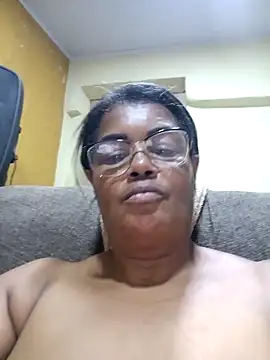 Snapshot of Pessoa54 chatting on February 8, 2026, 11:08 pm Pessoa54 online show from February 8, 2026, 11:08 pm