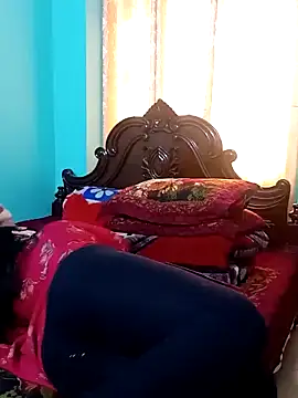 Snapshot of Porimoni22 chatting on February 14, 2026, 10:45 am Porimoni22 online show from February 14, 2026, 10:45 am