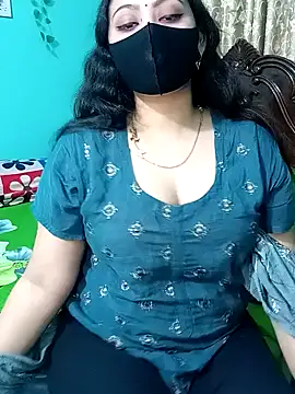 Porimoni22 online show from April 4, 2026, 11:35 pm