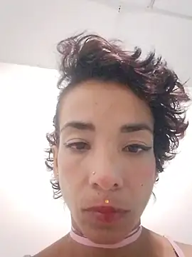 Teressa Love online show from October 28, 2025, 10:41 am