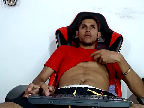 sexy latin cum online show from October 18, 2025, 11:16 pm