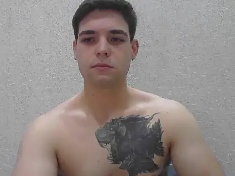 Snapshot of Zure-xxx chatting on February 11, 2026, 11:54 pm Zure-xxx online show from February 11, 2026, 11:54 pm