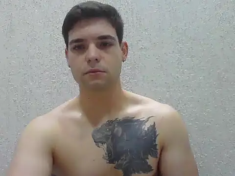 Snapshot of Zure-xxx chatting on February 12, 2026, 9:43 pm Zure-xxx online show from February 12, 2026, 9:43 pm