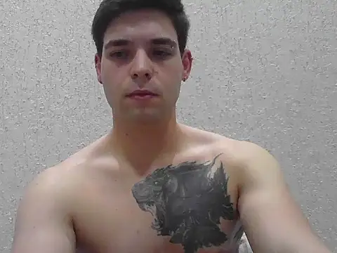 Snapshot of Zure-xxx chatting on February 28, 2026, 9:21 am Zure-xxx online show from February 28, 2026, 9:21 am