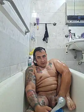 Rueditasss online show from February 14, 2026, 8:16 pm