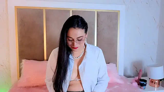 Snapshot of Elizabeth_bennett_6 chatting on November 6, 2025, 11:55 am Elizabeth bennett 6 online show from November 6, 2025, 11:55 am