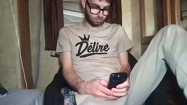 Snapshot of TyKindaNasty chatting on February 7, 2026, 1:37 pm TyKindaNasty online show from February 7, 2026, 1:37 pm