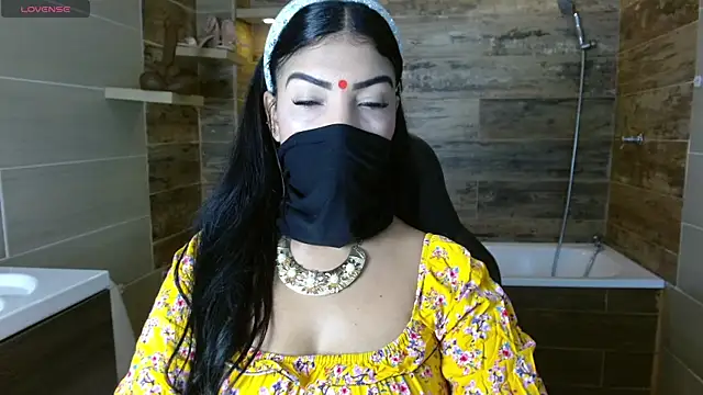 Snapshot of Iniya_Parul chatting on June 1, 2026, 2:41 pm Iniya Parul online show from June 1, 2026, 2:41 pm