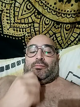 Snapshot of tujuguetehumillante chatting on October 15, 2025, 5:35 pm tujuguetehumillante online show from October 15, 2025, 5:35 pm