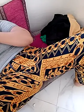 Snapshot of Nadouch89six chatting on October 23, 2025, 11:09 am Nadouch89six online show from October 23, 2025, 11:09 am