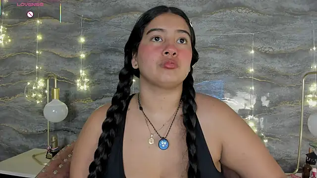 lilithst  online show from December 13, 2025, 8:25 pm