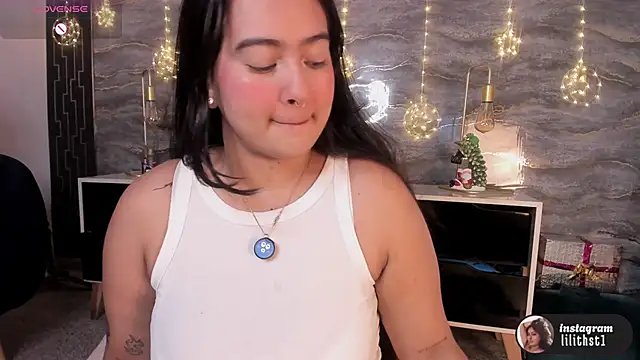 lilithst  online show from January 6, 2026, 7:06 pm