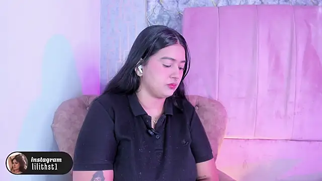 Snapshot of lilithst_ chatting on June 9, 2026, 8:09 pm lilithst online show from June 9, 2026, 8:09 pm