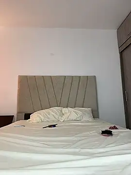 Snapshot of Julietalcl chatting on February 21, 2026, 7:15 pm Julietalcl online show from February 21, 2026, 7:15 pm