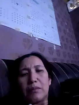 Bigtitsass81 online show from November 14, 2025, 8:02 am